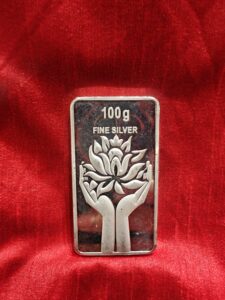 100 Gm Lotus Bar